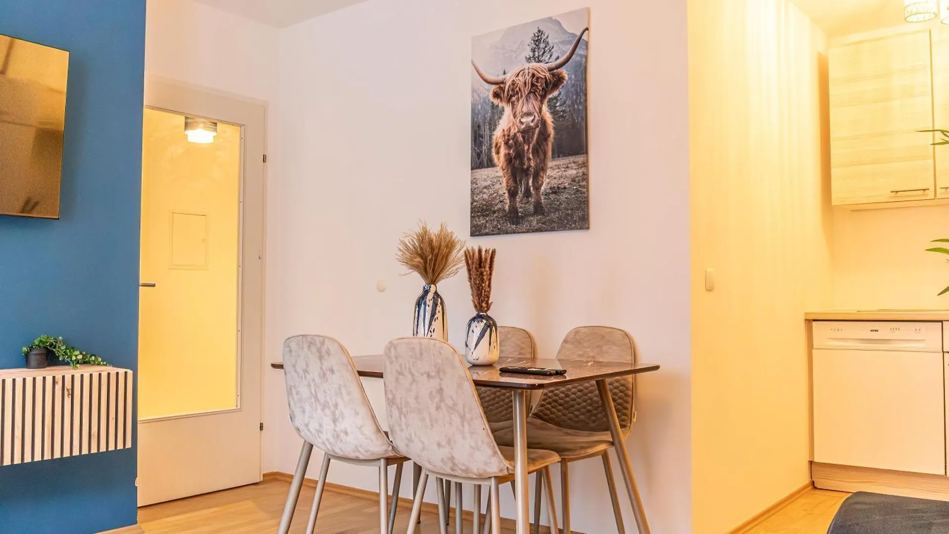 Superb Fully Equipped Apartment, 9 Min To City Center Via Metro Wiedeń Apartament