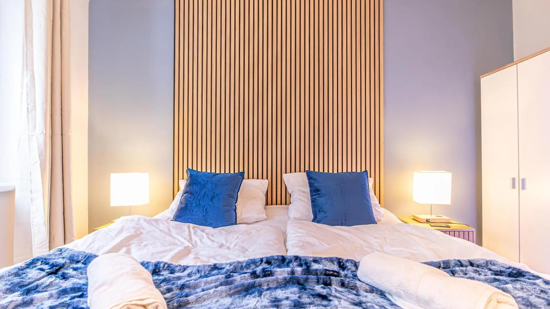 Superb Fully Equipped Apartment, 9 Min To City Center Via Metro Wiedeń Apartament